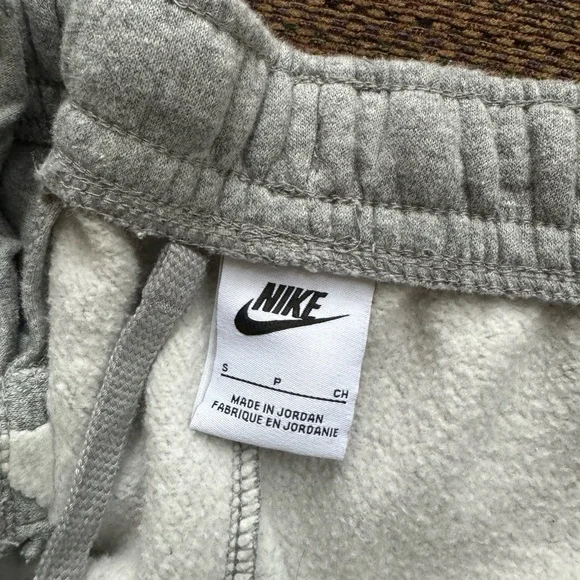 Grey Nike Joggers - Picture 4 of 5